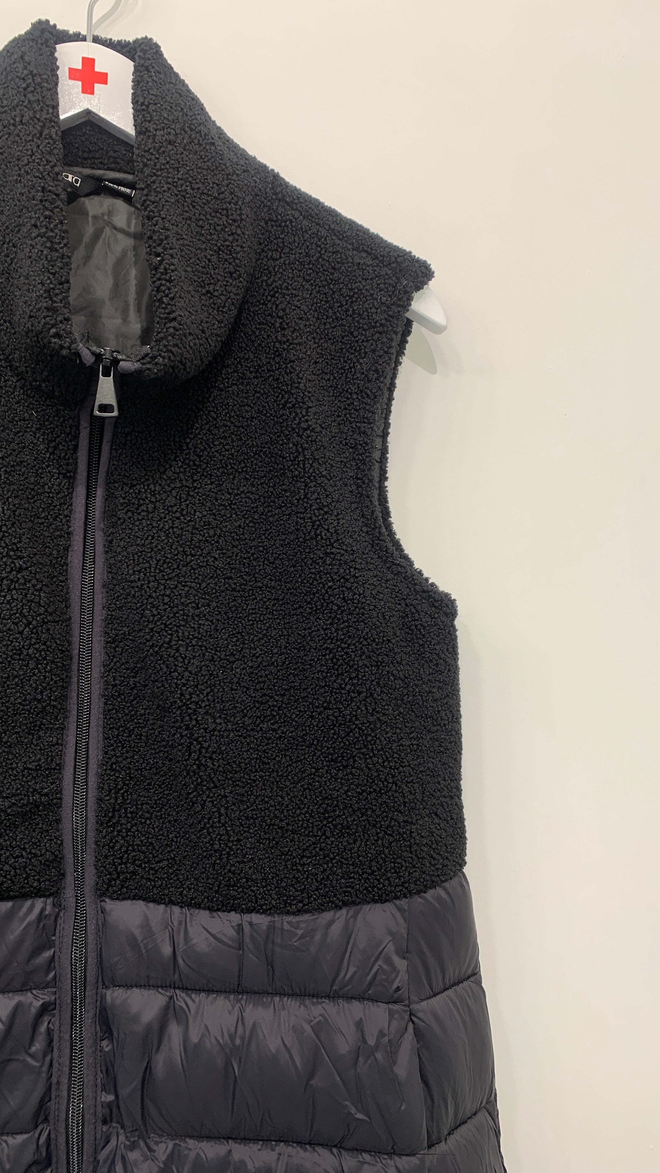 Esmara Vest